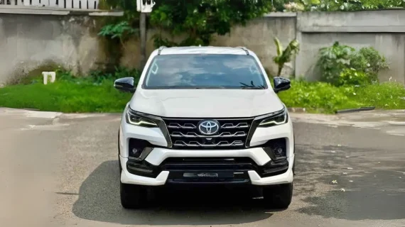Sewa Mobil Malang 24 Jam | Lepas Kunci & Sopir